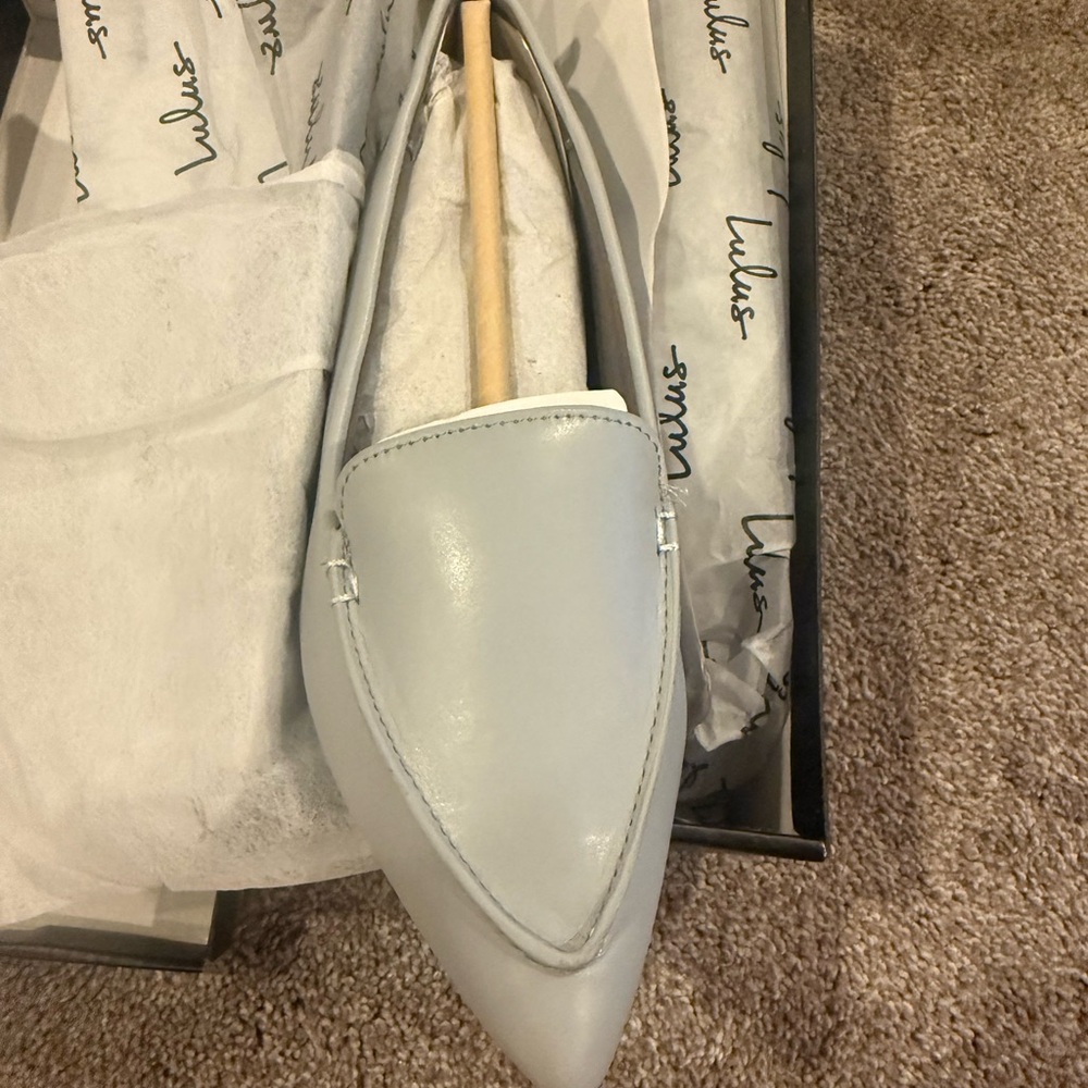 Lulu's Pointed Toe Leather Flats in Light Gray